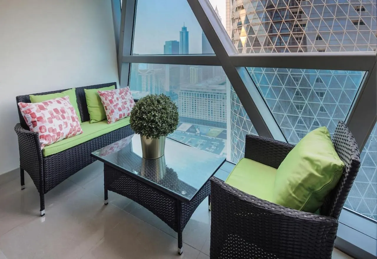 Frank Porter - Park Tower Apartment Dubai